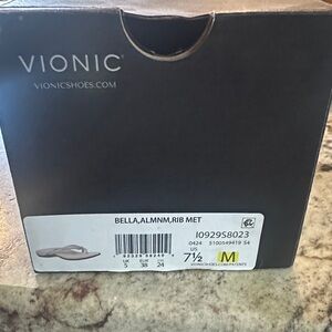 Vionic Bella Sandals - Metallic